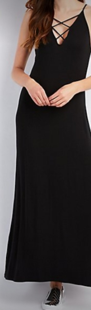 Black strappy maxi dress xs